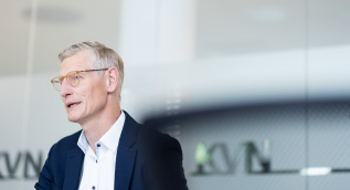 Thorsten Schmidt Thorsten Schmidt